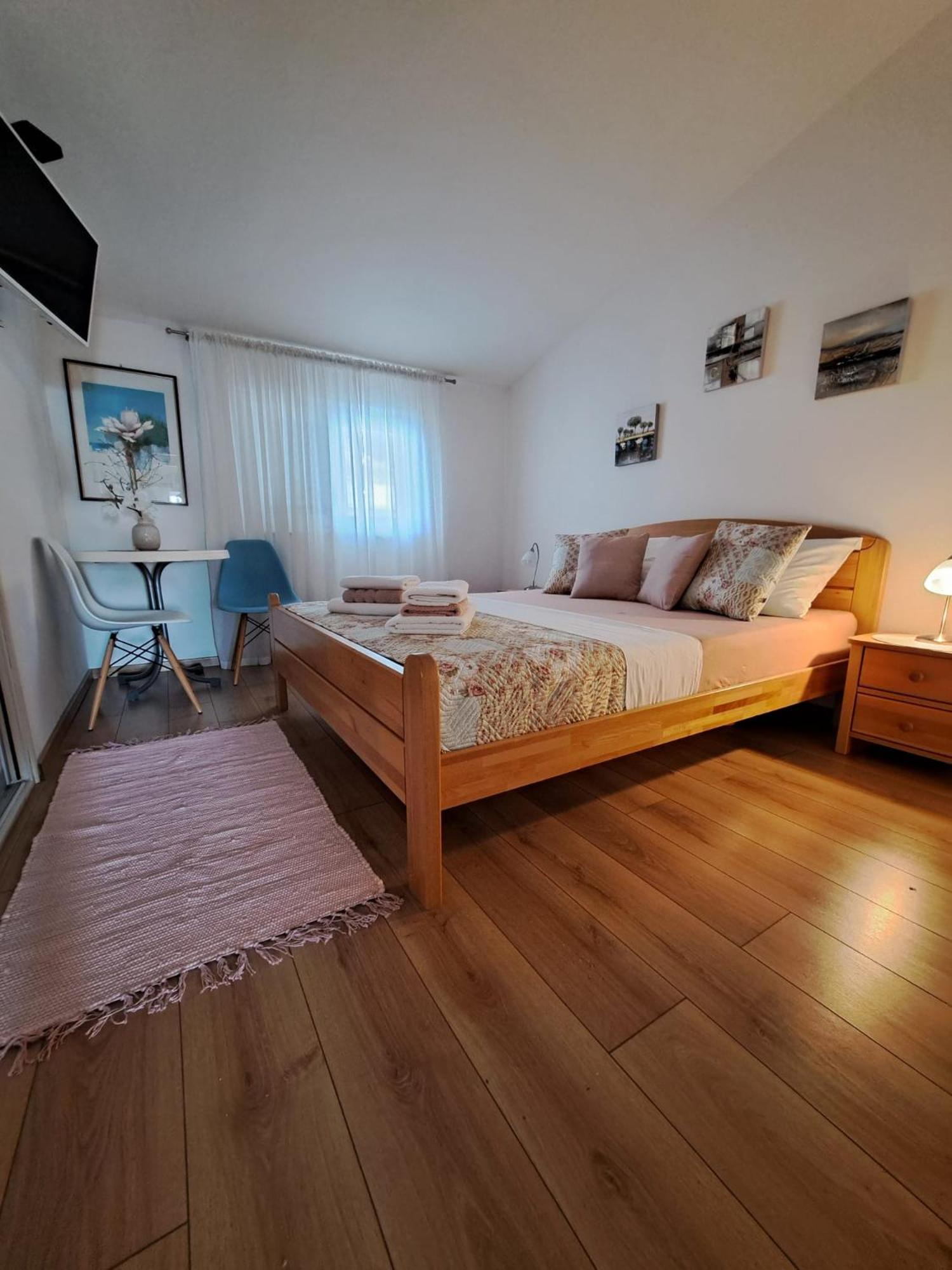 Apartments Marija Макарска Экстерьер фото